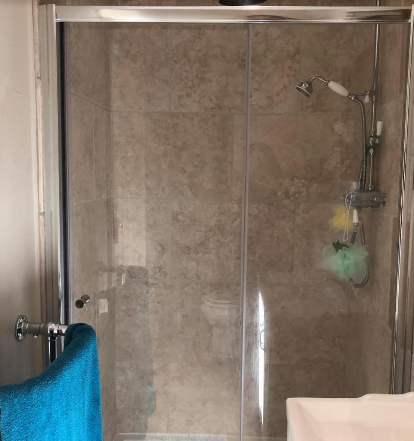 Brindles Apartment Сисингхърст Екстериор снимка